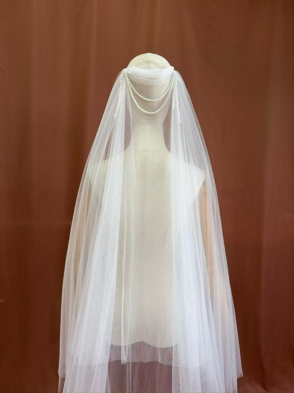 Elara Veil