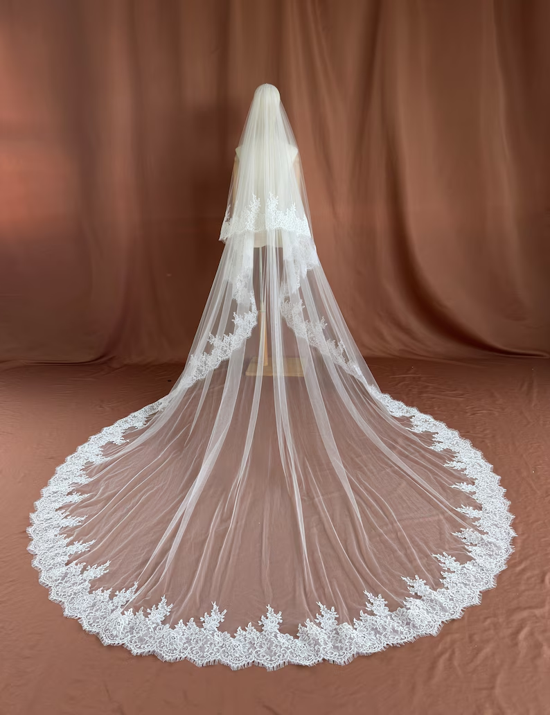 Lucienne Veil