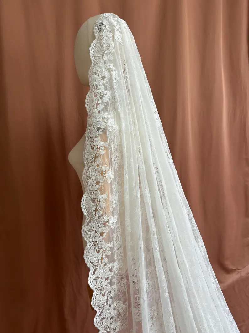 Seraphine Veil