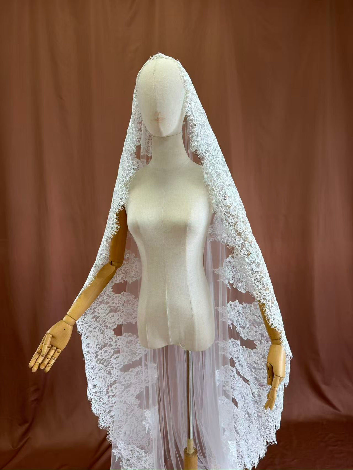 Elysanne Veil