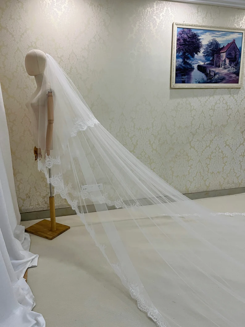 Aurevelle Veil