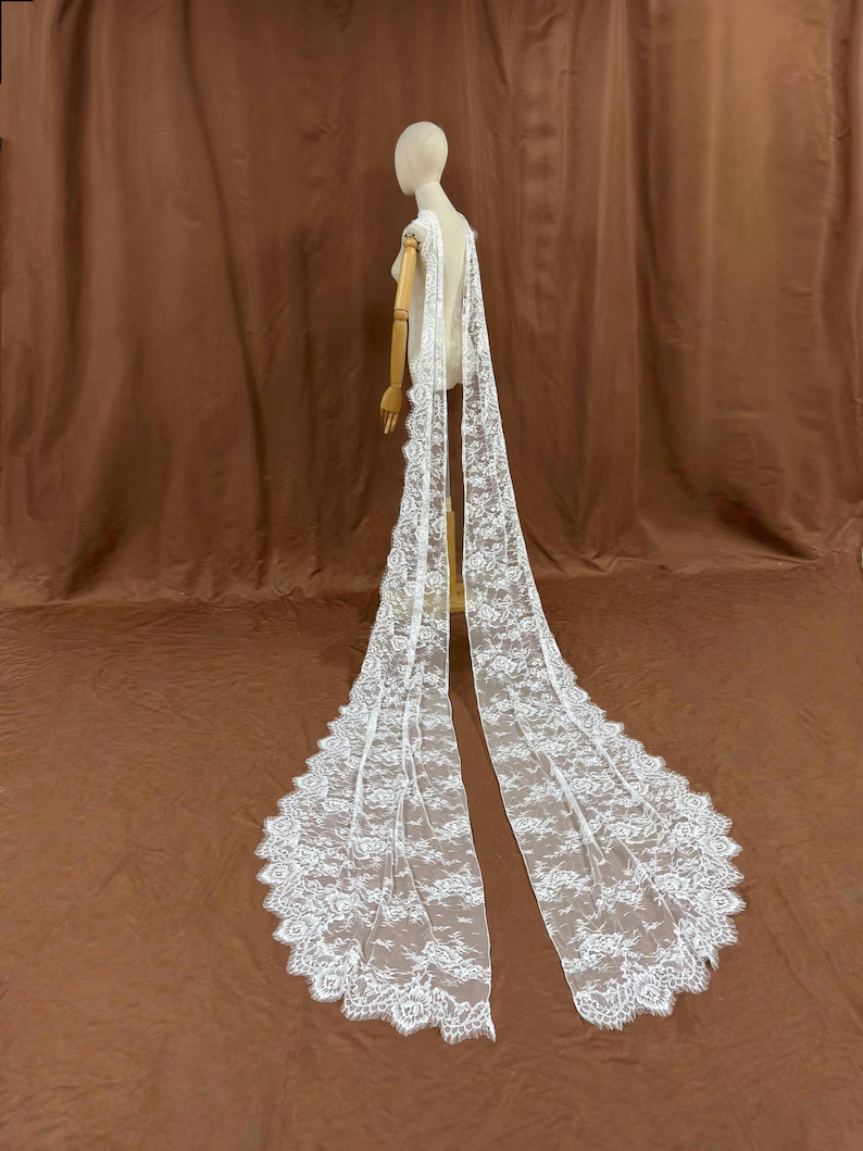 Liora Lace Veils
