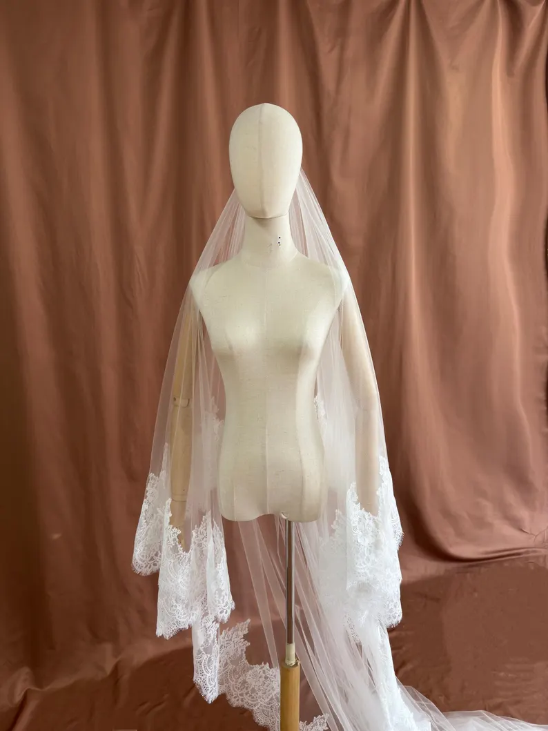 Arabella Veil