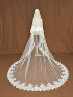 Aveline Veil