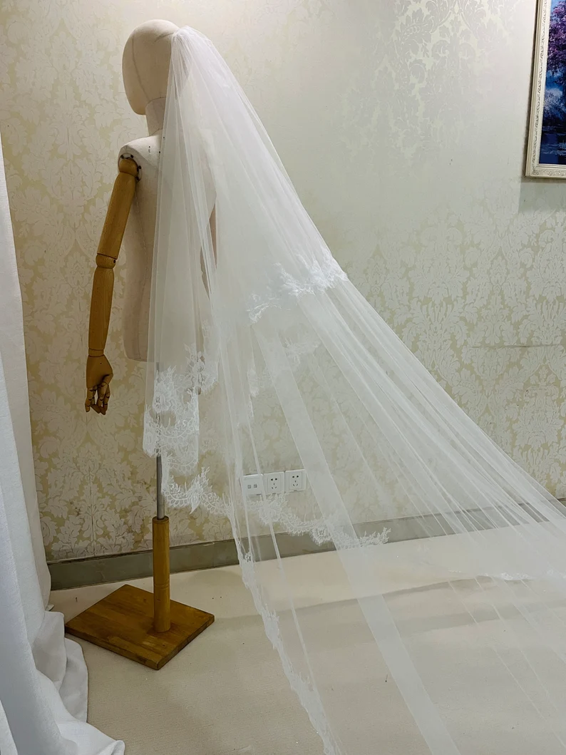 Aurevelle Veil
