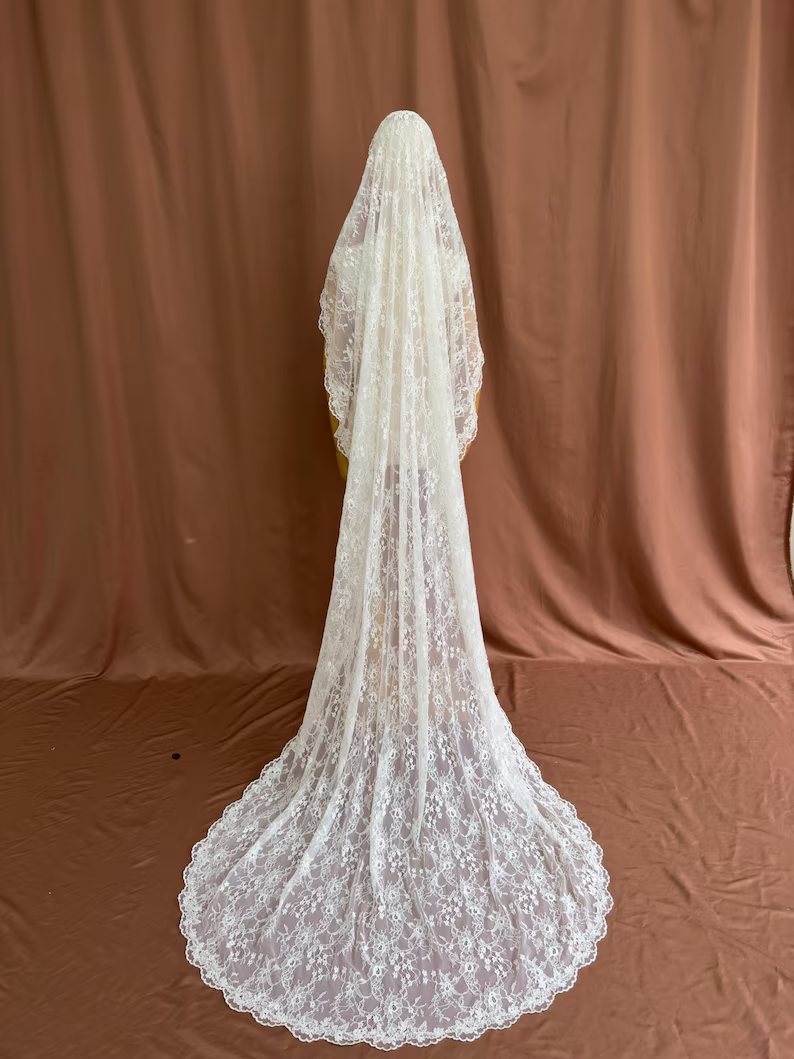 Seraphine Veil