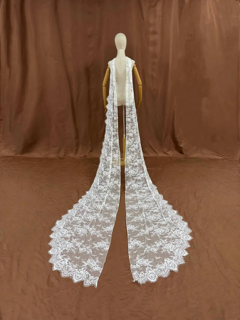 Liora Lace Veils