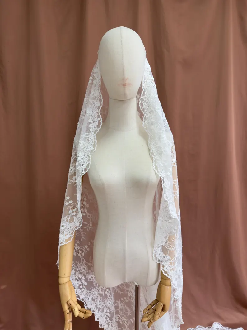Seraphine Veil