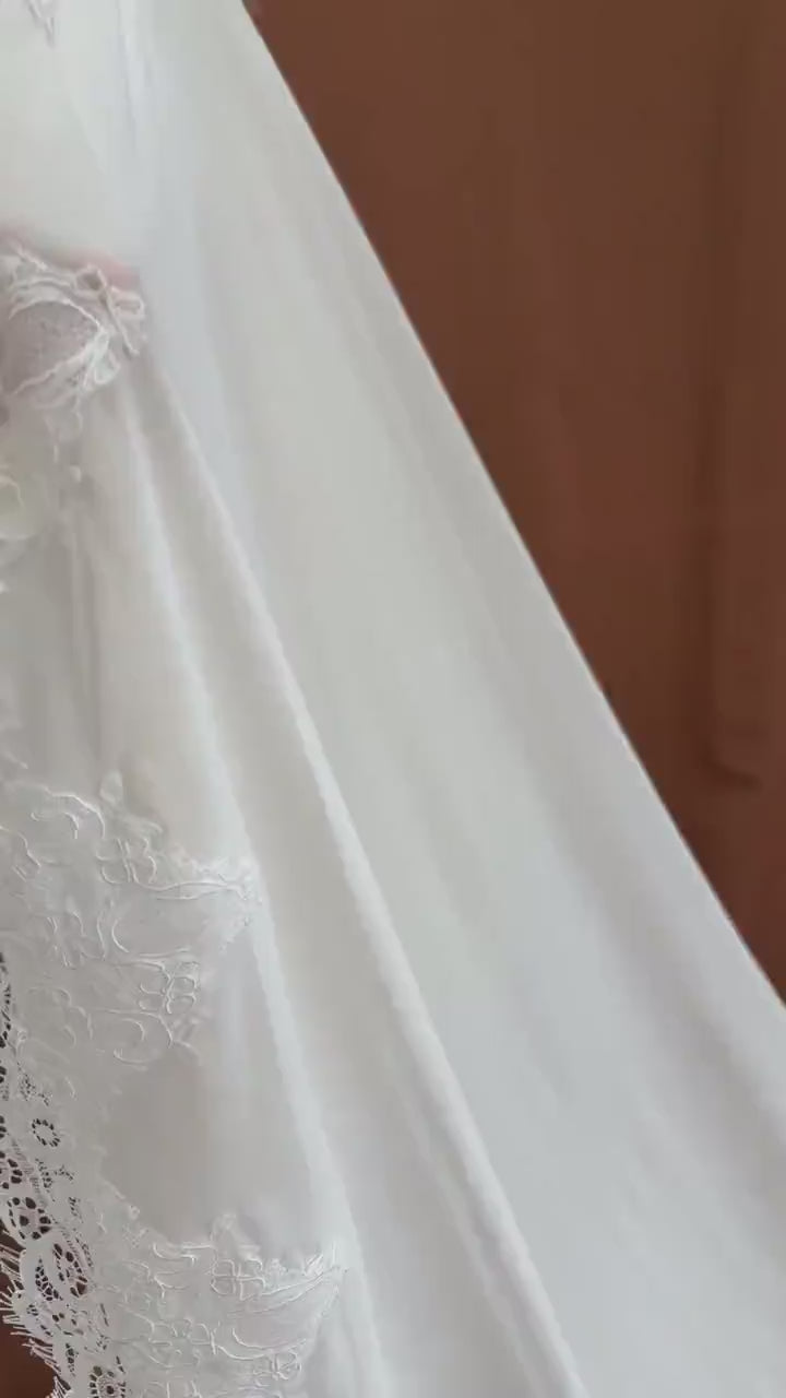 Evelisse Veil